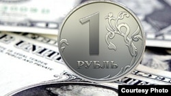 Рубль пошел в рост по отношению к доллару