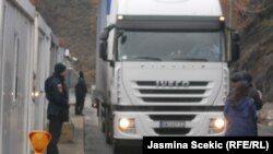 Granični prelaz Jarinje između Srbije i Kosova 