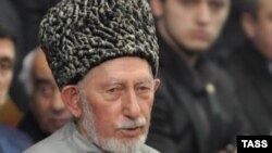 Принимая во внимание масштаб личности погибшего, о мирном процессе, скорее всего, придется забыть