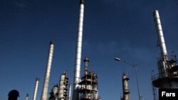 پالایشگاه نفت در تهران