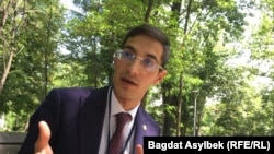 Балалар үйі түлектерінің қауымдастығы жетекшісі Рафаэль Гасанов. Алматы, 31 мамыр 2021 жыл.