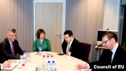Hašim Tači (L), Ketrin Ešton, Ivica Dačić, Aleksandar Vučić