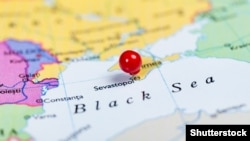 Після початку повномасштабного вторгнення Росії в Україну російські регіони, а також окуповані РФ українські території, зокрема Крим, регулярно зазнають обстрілів й атак безпілотників