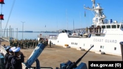 Rusiya Federasiyasının "Rəsul Həmzətov" sərhəd gözətçi gəmisi Bakıda