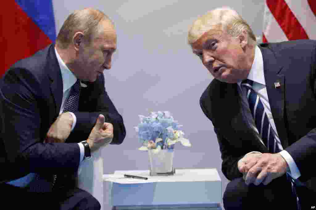 Прэзыдэнт ЗША Дональд Трамп сустрэўся з Пуціным на саміце G20 7 ліпеня 2017 году ў Гамбургу, Нямеччына.