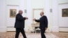 Александр Лукашенко мен Владимир Путиннің Кремльдегі кездесуі. 26 қыркүйек 2025 жыл.
