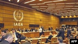 آژانس در گزارش ماه سپتامبر خود ايران را متهم كرد كه با درخواست هاى اين نهاد براى ارائه اسناد و دسترسى به پايگاه هاى اتمى، مقام ها و دانشمندان هسته اى مخالفت كرده است. (عکس: AFP)