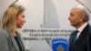 Federica Mogerini i Isa Mustafa u Prištini